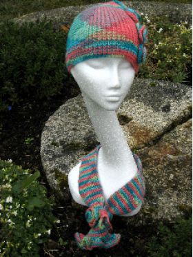 Rosie - Adult hat  - Knitting Kit